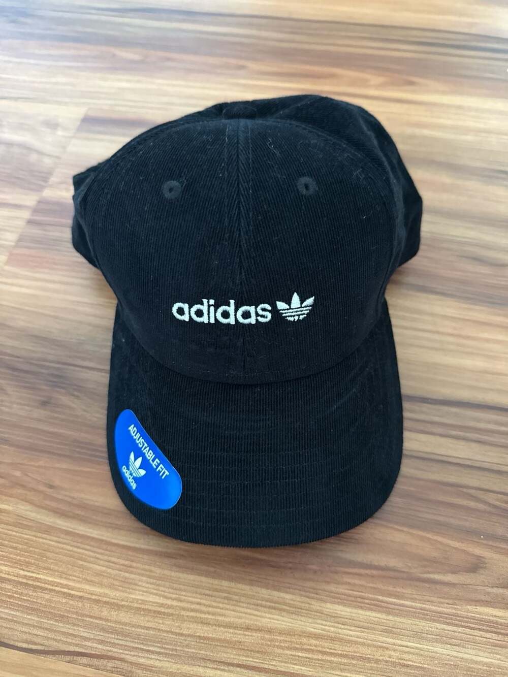 adidas Originals Mori Trefoil Plus Precurve Corduroy Snapback Hat in Black